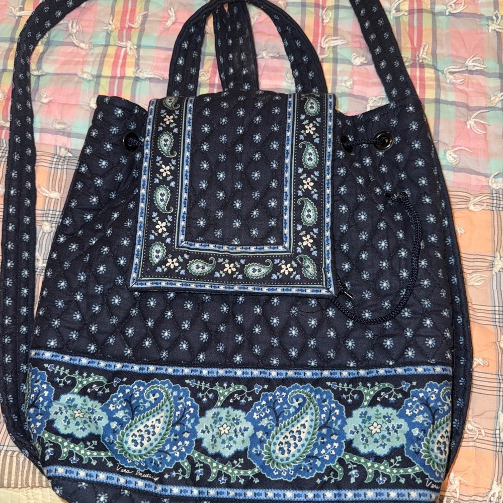 Vera Bradley Stylish Blue Paisley Backpack Bag. (BT 1)